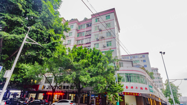 城南商业大楼外景图