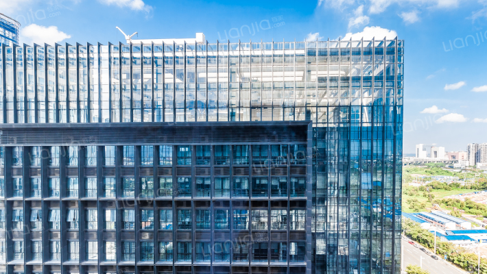 万骏经贸大厦外景图