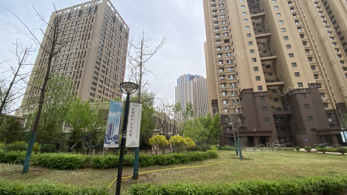 华强城二期外景图