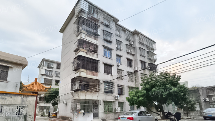 广场新苑外景图