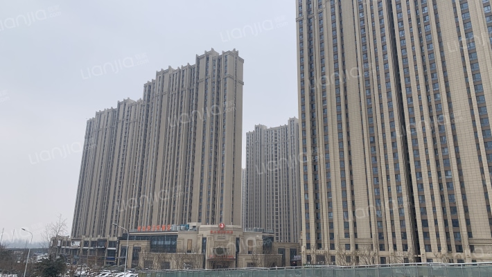 众美凤凰绿都东南里外景图