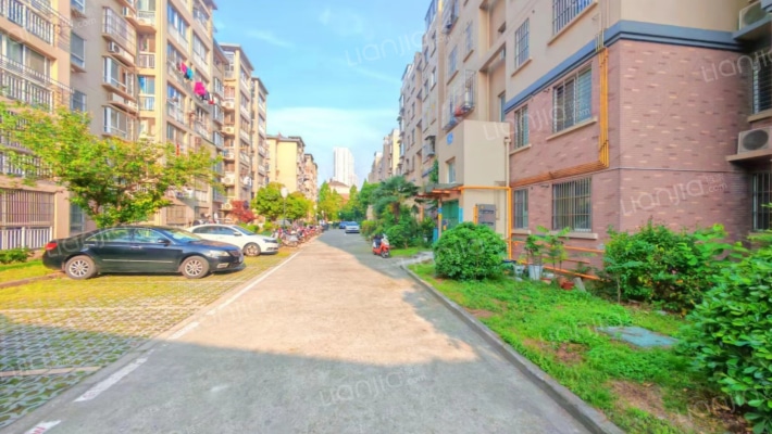 隆泉园东区外景图