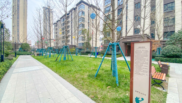 远洋万和云锦外景图