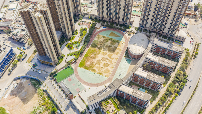 融湖中心城二期外景图