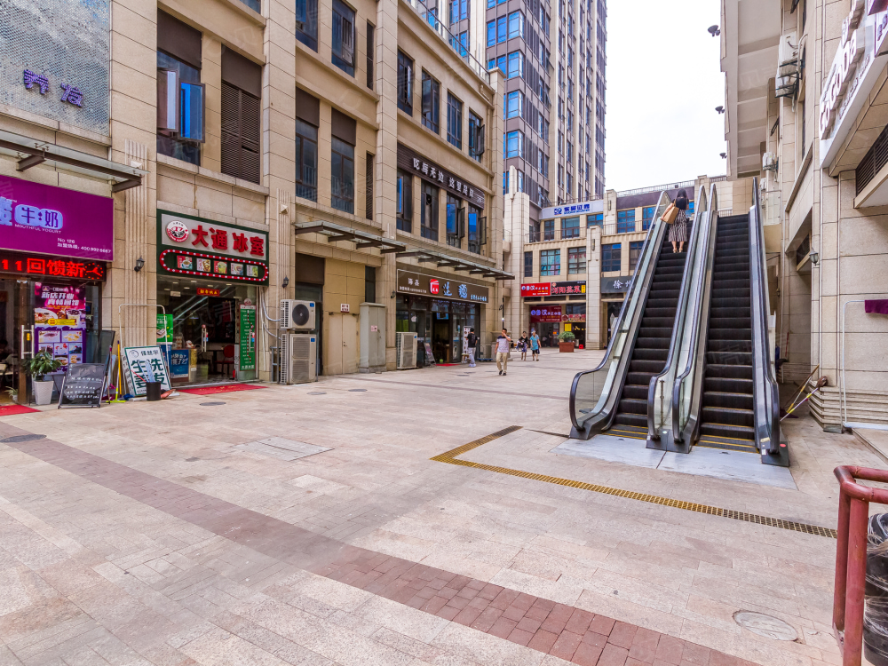 曼哈顿广场君地大厦相册