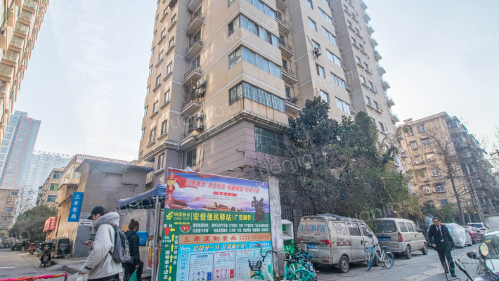 军安商住外景图