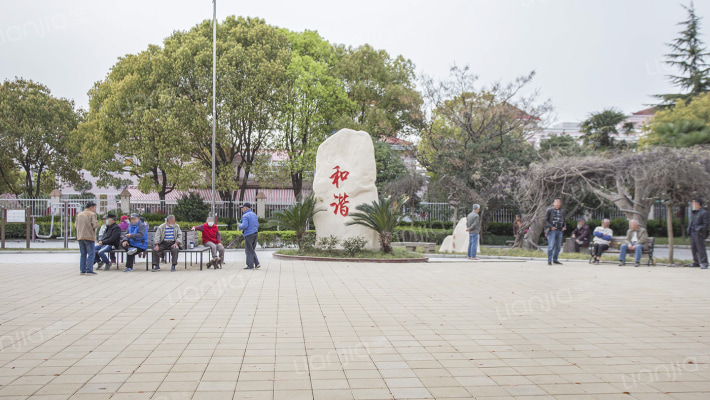 新长征花苑外景图
