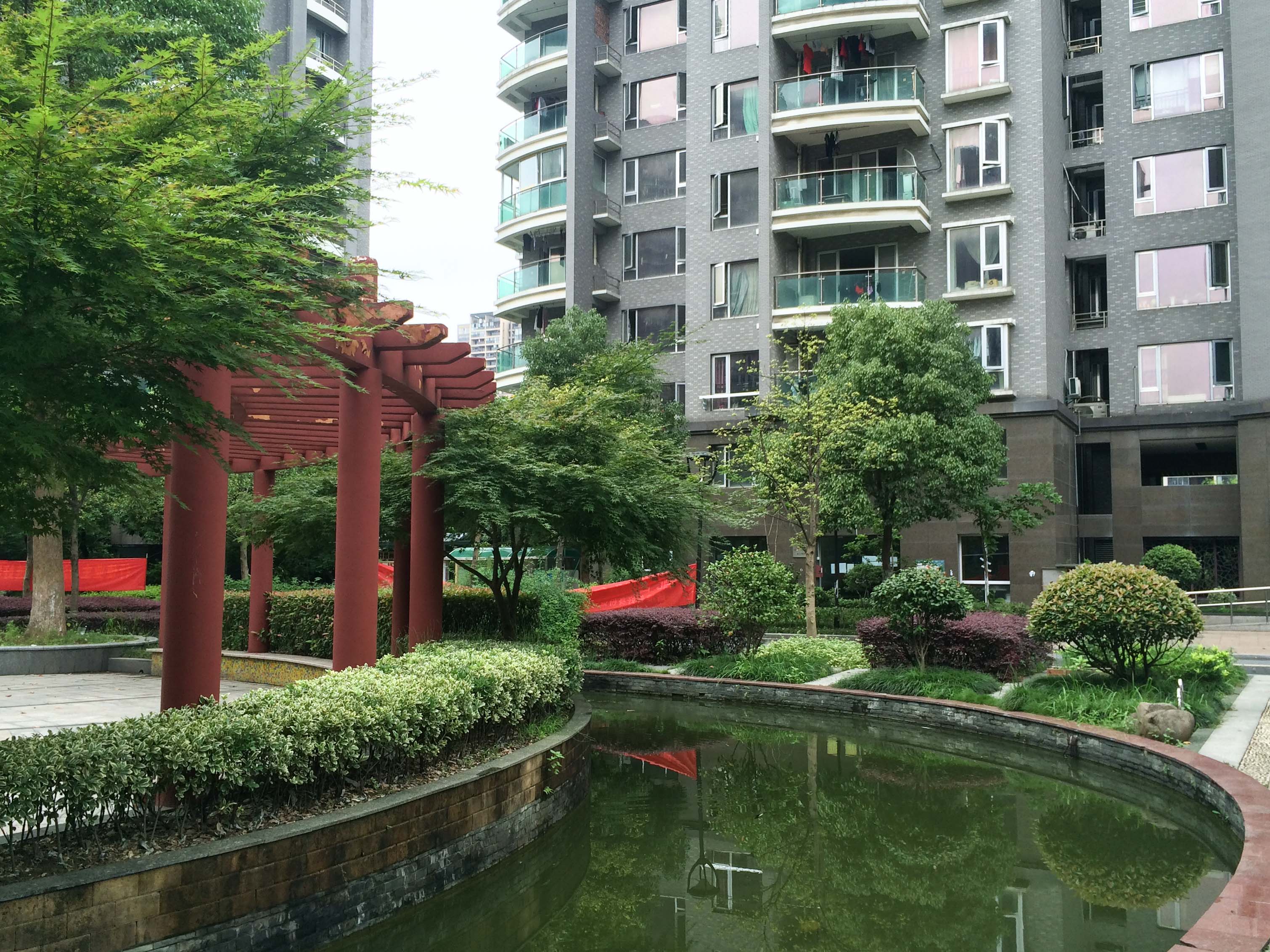铂金时代小区实景 16
