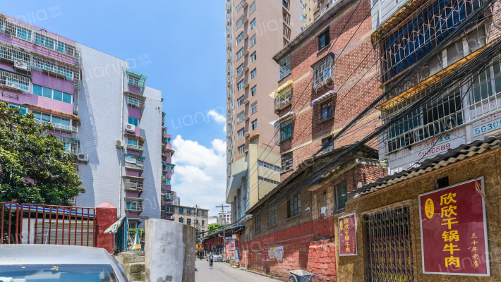 和平公寓外景图