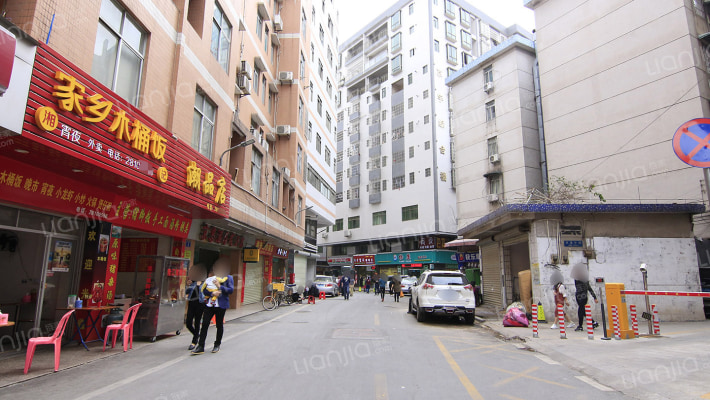 华南计算机宿舍(华苑东街)外景图