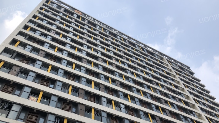 银钻广场外景图