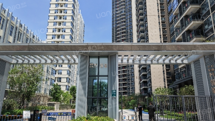 保利金地领峯外景图