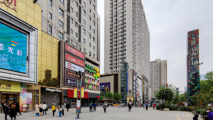 盛龙广场外景图