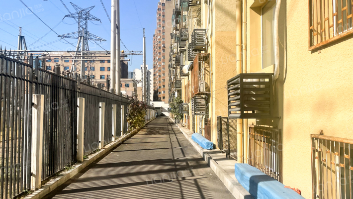 知春路47号院外景图