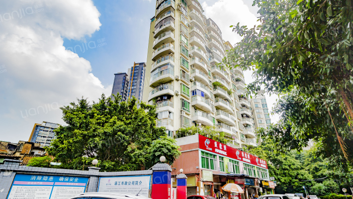 品湖雅居外景图