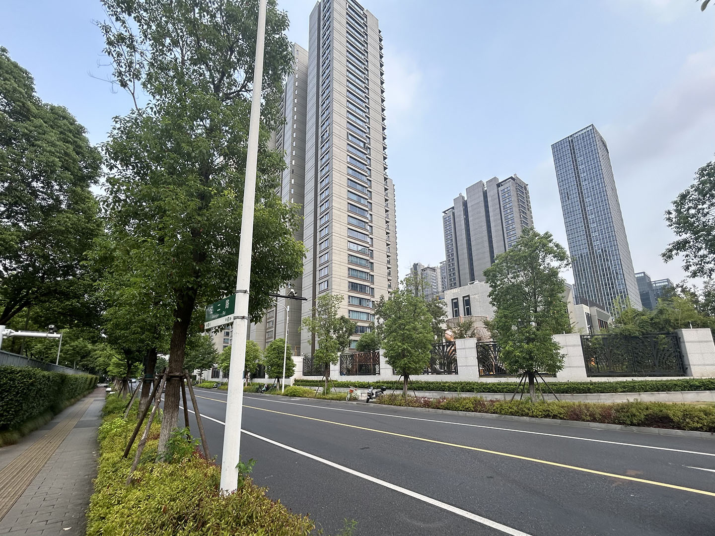 保利天汇小区实景 5