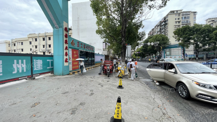 贵筑路10号外景图