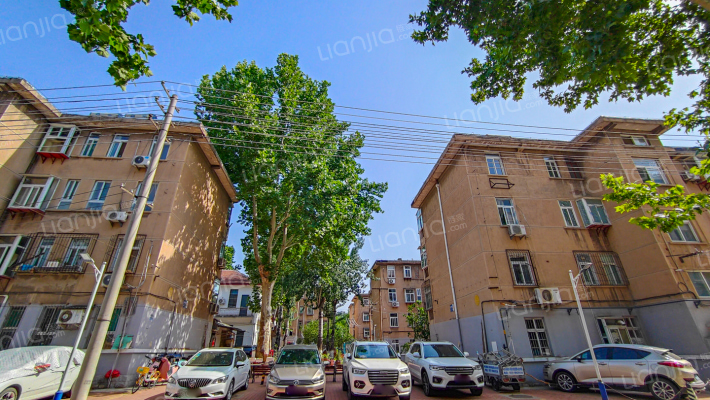 山大南院宿舍教工住宅楼外景图