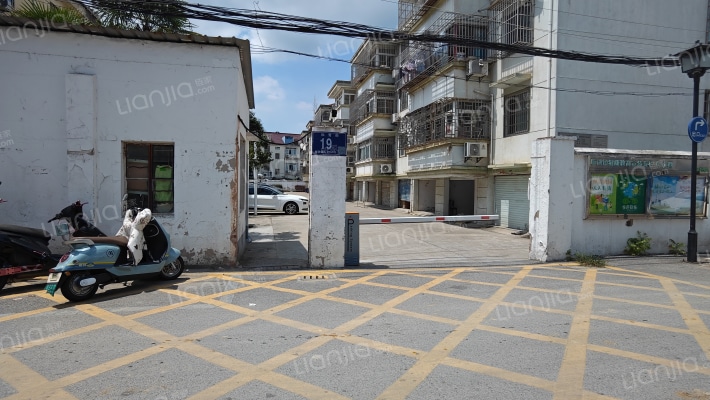 和青街19号外景图