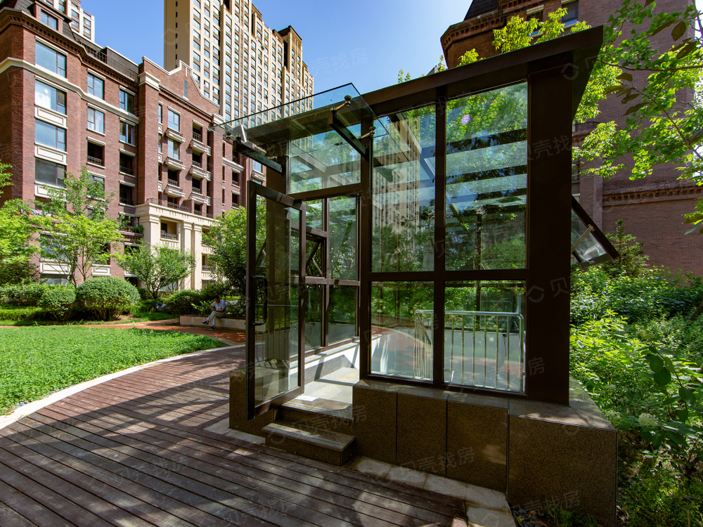 滨江凯旋门相册