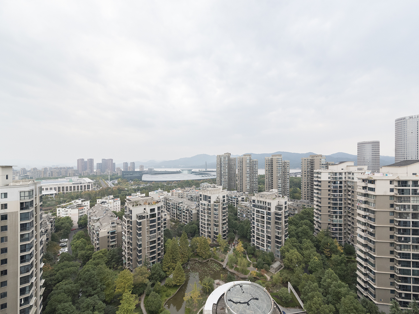 Linjiang Garden compound photo 3