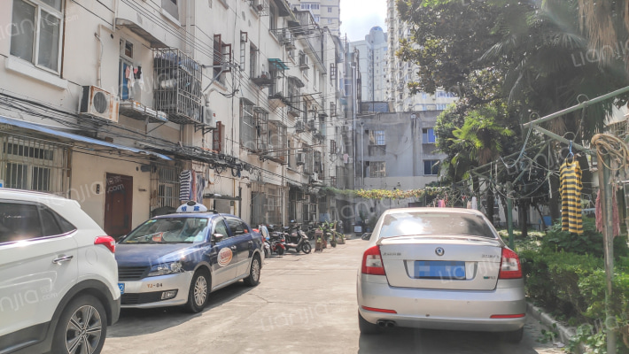 天成小区外景图