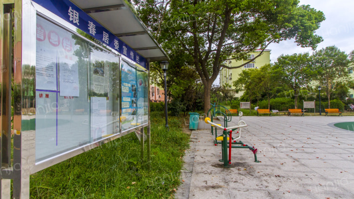 银春小区外景图