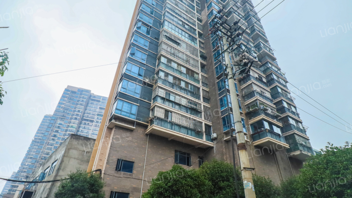 天集商业广场外景图