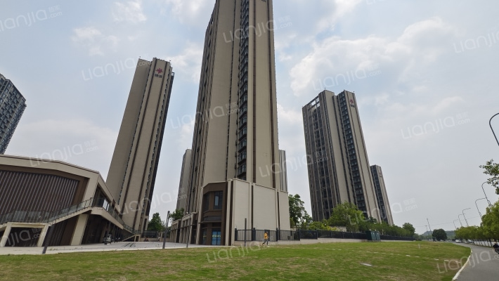 银城孔雀城天荟外景图