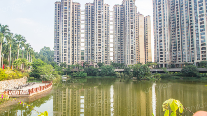 碧桂园翡翠山外景图