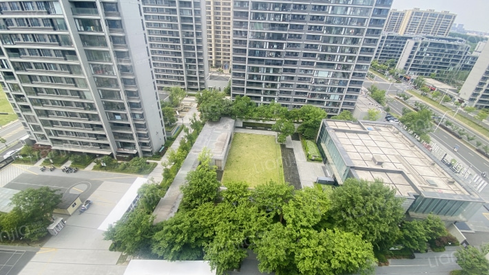 融创·惠山映外景图