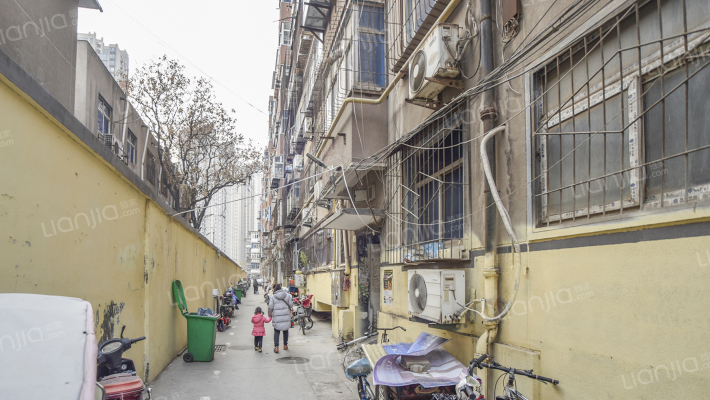 工农路32号院外景图