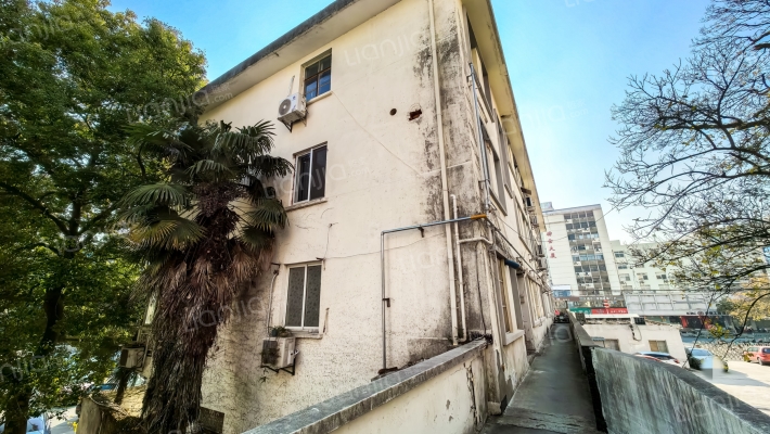 中山路50号外景图