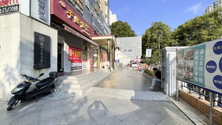 嘉信华庭外景图