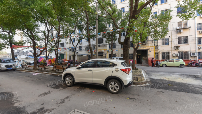 风华里小区外景图