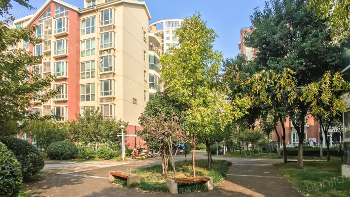 鑫苑中央花园外景图