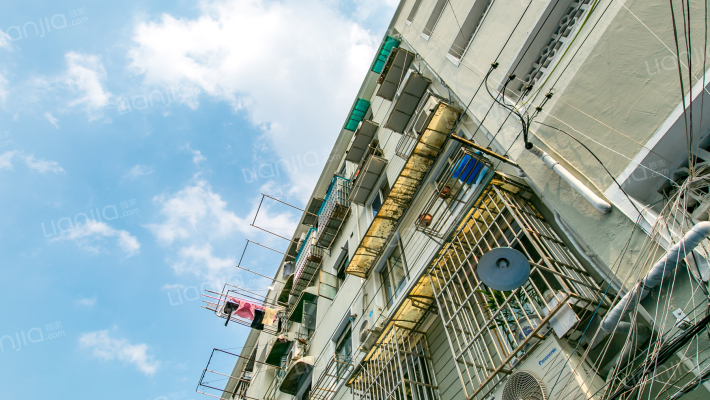 场中路803弄外景图