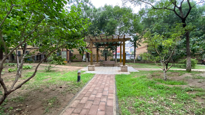 开园小区外景图