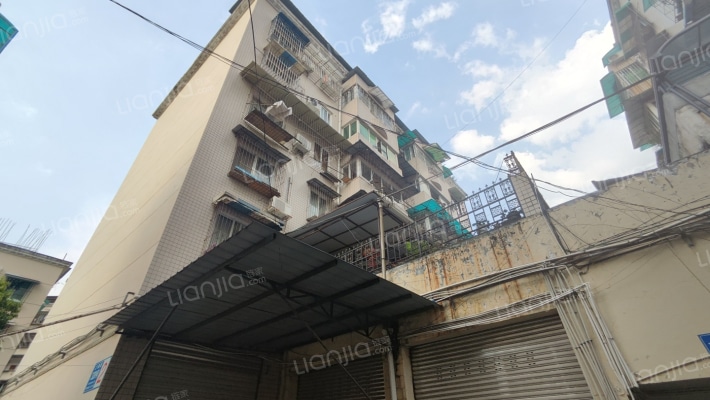 上南街320号外景图