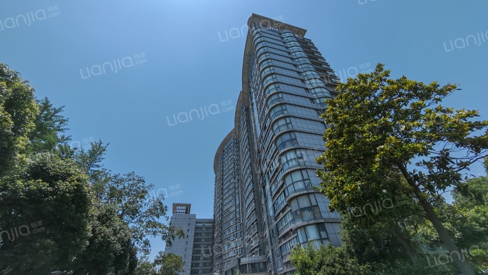 中威国际公寓外景图