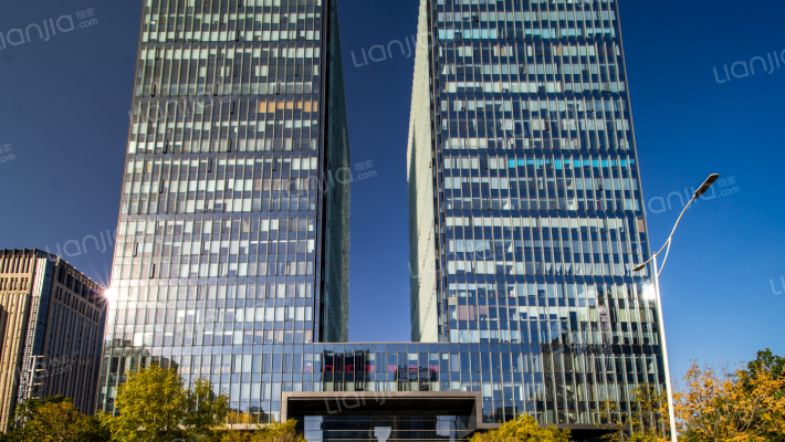 亚新广场外景图