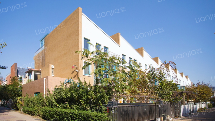 流星花园一区外景图