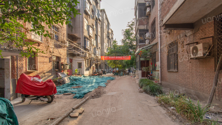 经八路21号院外景图