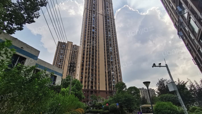 泉盛花园外景图