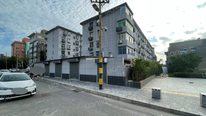 新城纺小区外景图