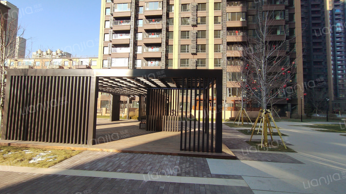 信达万科城外景图