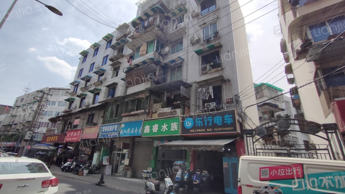 石灰市街17号外景图