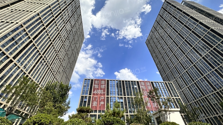 路劲中和广场外景图