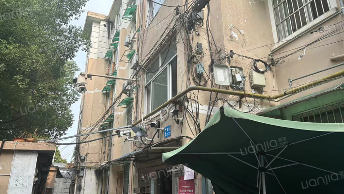 镇前路111号外景图