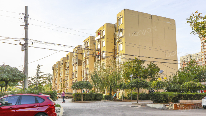 三合南里外景图